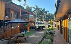 Palm Tree Lodge